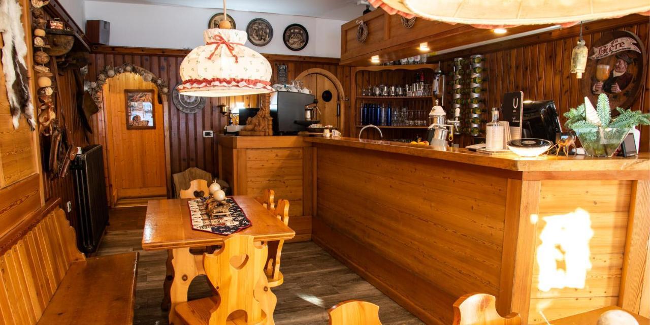 Hotel Capriolo Мадезимо Экстерьер фото