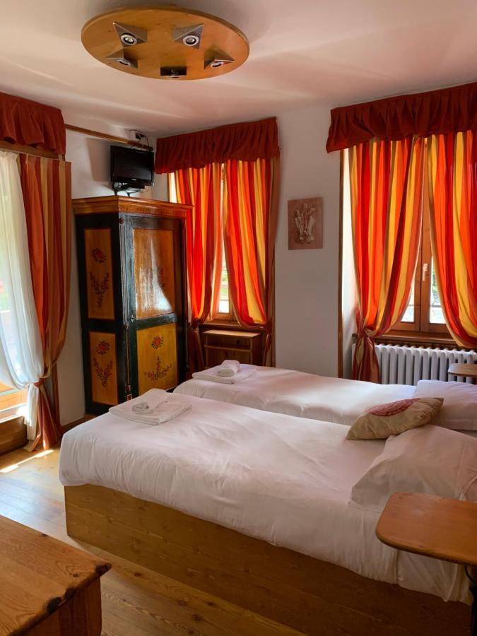 Hotel Capriolo Мадезимо Экстерьер фото
